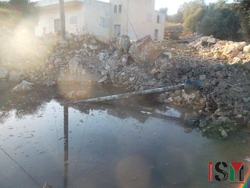 Les forces israéliennes punissent Kafr Qaddum en détruisant la canalisation d'eau (vidéo)